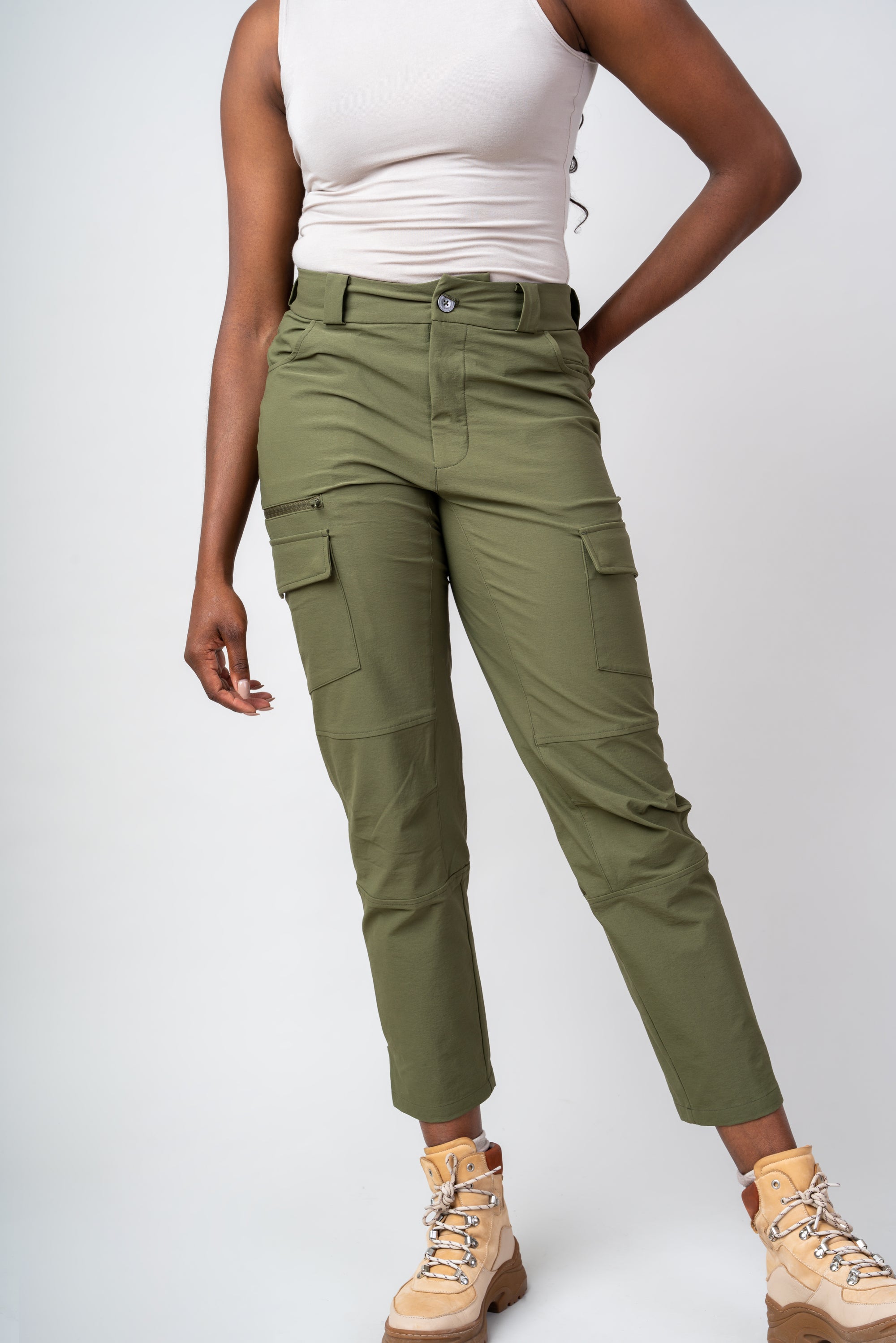 5'1] Green cargo pants, yes or no? Love green but it's hard to